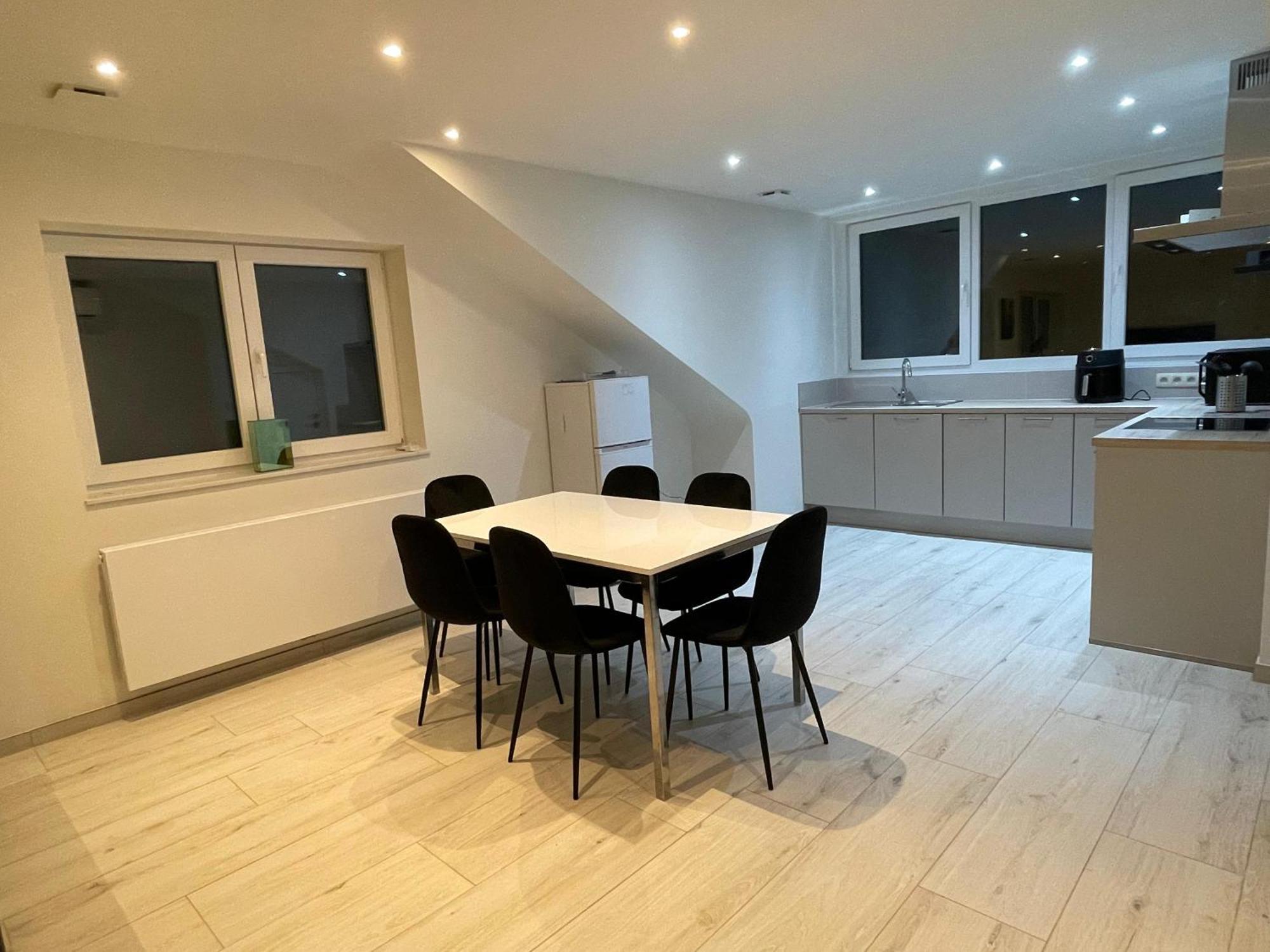 Appartement Proche De L'atomium *